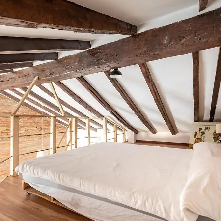 Elegant In Near Seabeach Holiday home
