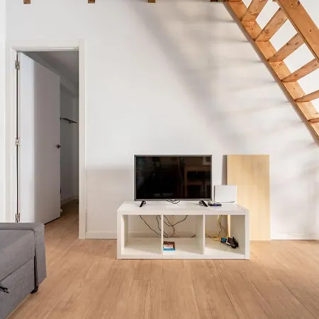 Elegant In Near Seabeach Holiday home
